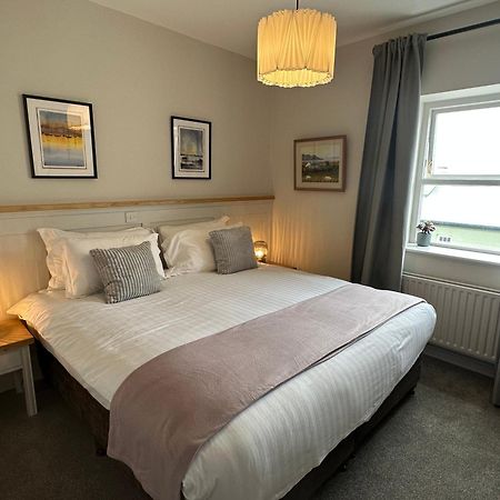 Eldon'S Bed & Breakfast Roundstone Exterior photo