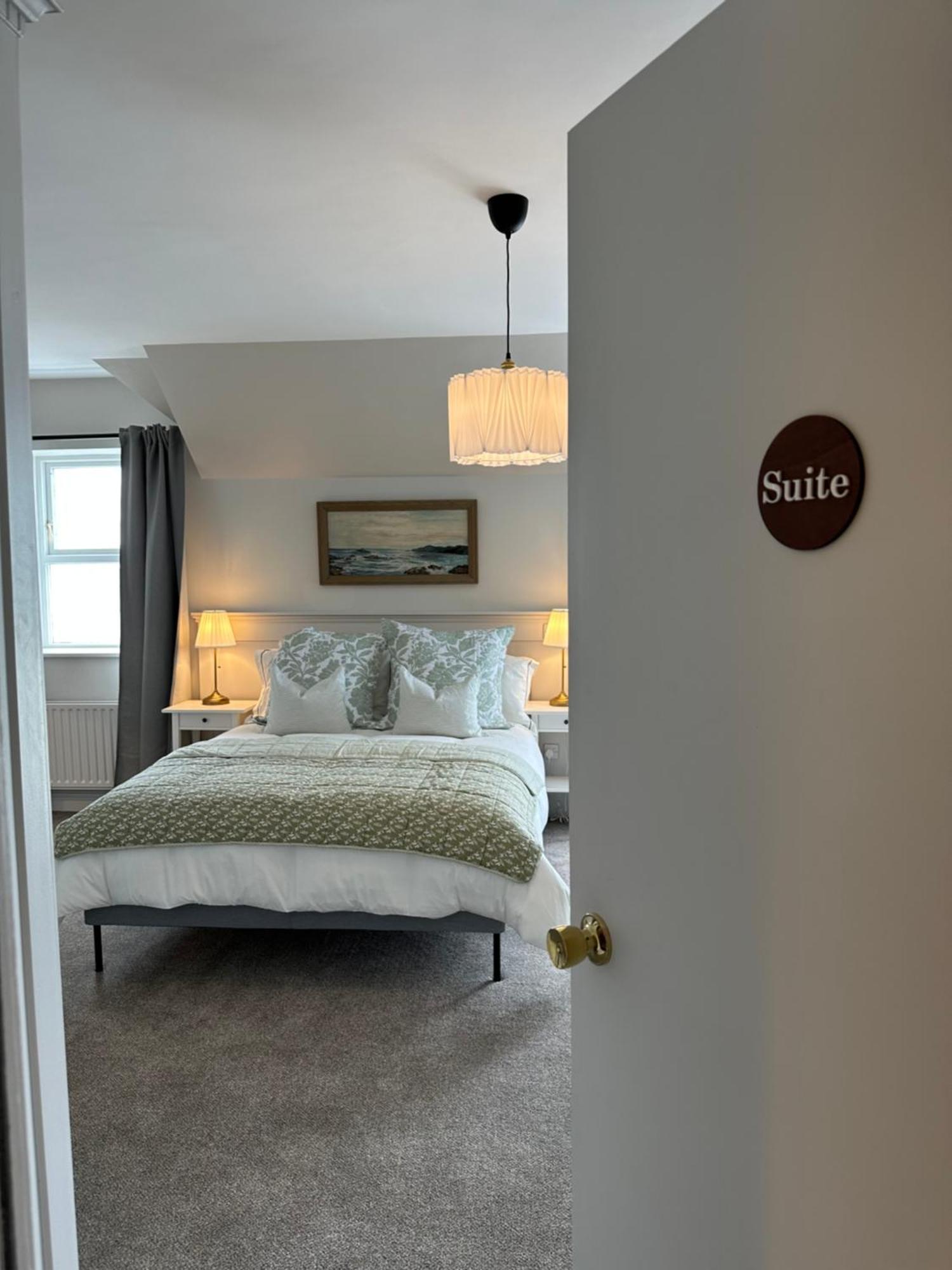 Eldon'S Bed & Breakfast Roundstone Exterior photo
